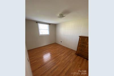 565 Neely Road, Brevard, NC 28712 - Photo 22