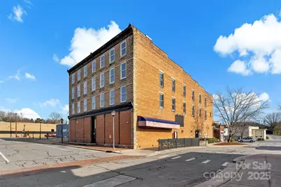 45 Depot Street, Marion, NC 28752 - Photo 1