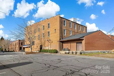 45 Depot Street, Marion, NC 28752 - Photo 8