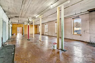 45 Depot Street, Marion, NC 28752 - Photo 26