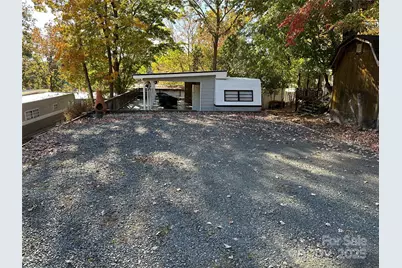 112 Sycamore Street, New London, NC 28127 - Photo 26