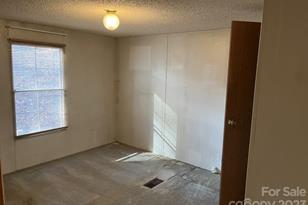 60 Shadowwood Dr, Taylorsville, NC 28681 - Photo 4