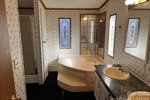 60 Shadowwood Dr, Taylorsville, NC 28681 - Photo 12