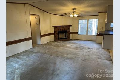 60 Shadowwood Drive, Taylorsville, NC 28681 - Photo 2