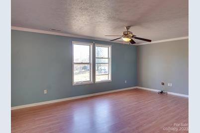 14 & 16 Rosebud Lane, Hendersonville, NC 28739 - Photo 18