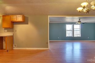 14 & 16 Rosebud Ln, Hendersonville, NC 28739 - Photo 16