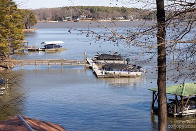 8065 Bay Pointe Drive, Denver, NC 28037 - Photo 38