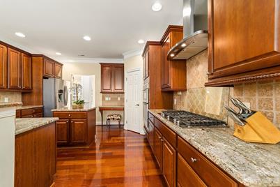 8065 Bay Pointe Drive, Denver, NC 28037 - Photo 10