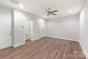 417 Prine Pl, Charlotte, NC 28213 - Photo 36