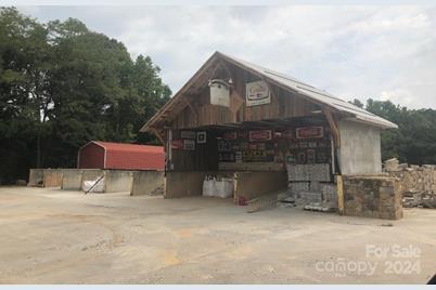 715 Oakridge Farm Highway, Mooresville, NC 28115 - Photo 2