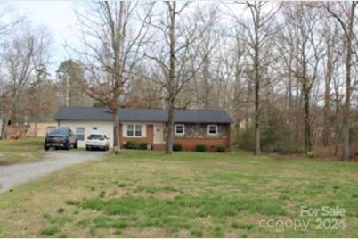 207 Gold Branch Road - Photo 1