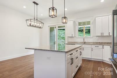 62 Maple Knoll Drive, Hendersonville, NC 28792 - Photo 18