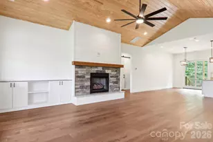 62 Maple Knl Dr, Hendersonville, NC 28792 - Photo 12