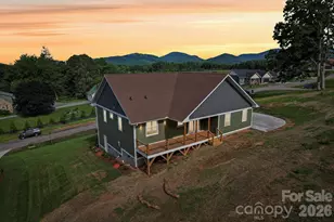 62 Maple Knl Dr, Hendersonville, NC 28792 - Photo 4