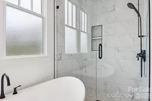 62 Maple Knl Dr, Hendersonville, NC 28792 - Photo 32