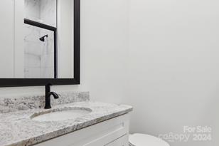 20 Maple Knl Dr, Hendersonville, NC 28792 - Photo 10