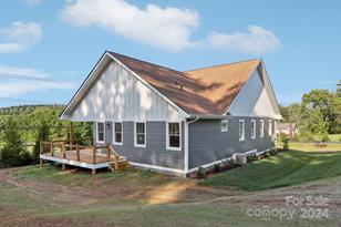 20 Maple Knl Dr, Hendersonville, NC 28792 - Photo 26