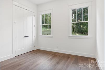 20 Maple Knoll Drive, Hendersonville, NC 28792 - Photo 12