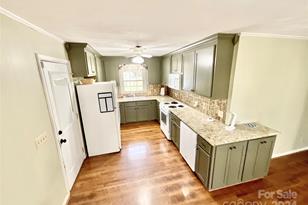 1960 Monza Dr, Albemarle, NC 28001 - Photo 10