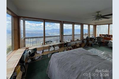 1375 Swing Road, Burnsville, NC 28714 - Photo 34