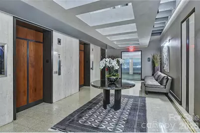 139 S Tryon Street #6, Charlotte, NC 28202 - Photo 4