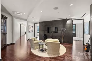 139 S Tryon St, Charlotte, NC 28202 - Photo 26