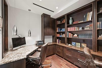 139 S Tryon Street #6, Charlotte, NC 28202 - Photo 24