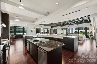 139 S Tryon Street #6, Charlotte, NC 28202 - Photo 2