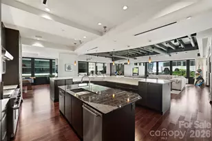 139 S Tryon St, Charlotte, NC 28202 - Photo 2