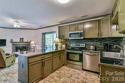 145 Fox Glen Drive, Arden, NC 28704 - Photo 4