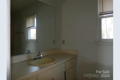 288 Firetower Road, Spruce Pine, NC 28777 - Photo 14