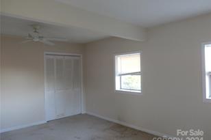 288 Firetower Rd, Spruce Pine, NC 28777 - Photo 10