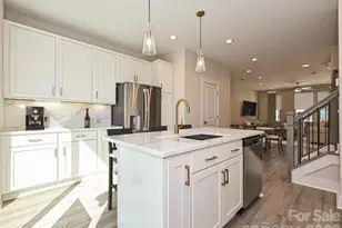 1217 E 34th St, Charlotte, NC 28205 - Photo 2