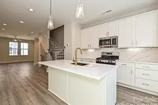 1217 E 34th St, Charlotte, NC 28205 - Photo 12