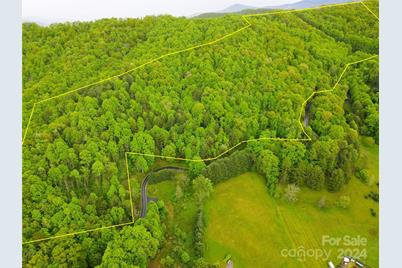 000 Mountain Air Drive, Burnsville, NC 28714 - Photo 12