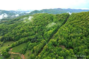 000 Mountain Air Dr, Burnsville, NC 28714 - Photo 20