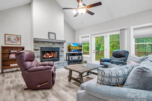 10305 Green River Cove Rd, Saluda, NC 28773 - Photo 8