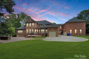 9100 Woodhall Lake Dr, Waxhaw, NC 28173 - Photo 2