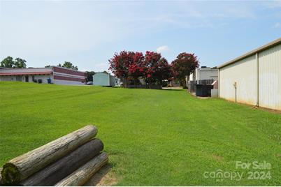 936 Davie Avenue, Statesville, NC 28677 - Photo 26