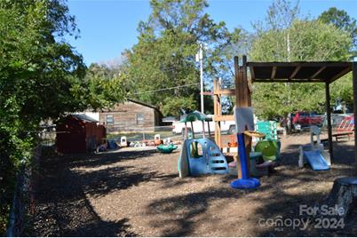 437 Hillcrest Road, Statesville, NC 28677 - Photo 12