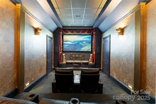 2005 Viburnum Ln, Asheville, NC 28803 - Photo 16