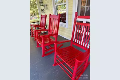 136 N Dougherty Street, Black Mountain, NC 28711 - Photo 4