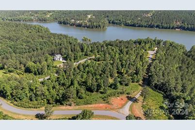 2108 Island View Lane, Connelly Springs, NC 28612 - Photo 10