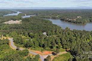 2108 Island View Ln, Connelly Springs, NC 28612 - Photo 12