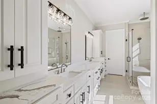 1211 Royal Prince Ct, Charlotte, NC 28211 - Photo 22