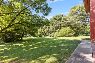 640 Davie Avenue, Statesville, NC 28677 - Photo 38