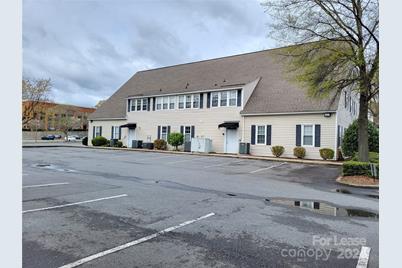 233 S Sharon Amity Road #201, Charlotte, NC 28211 - Photo 4