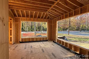 106 Hunter Ln, Charlotte, NC 28211 - Photo 14