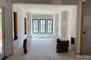 106 Hunter Ln, Charlotte, NC 28211 - Photo 12