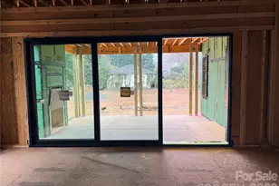 106 Hunter Ln, Charlotte, NC 28211 - Photo 16